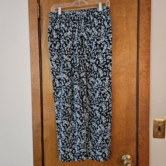 LOFT Floral Navy, Turquoise & White Pants - Picture 3 of 6